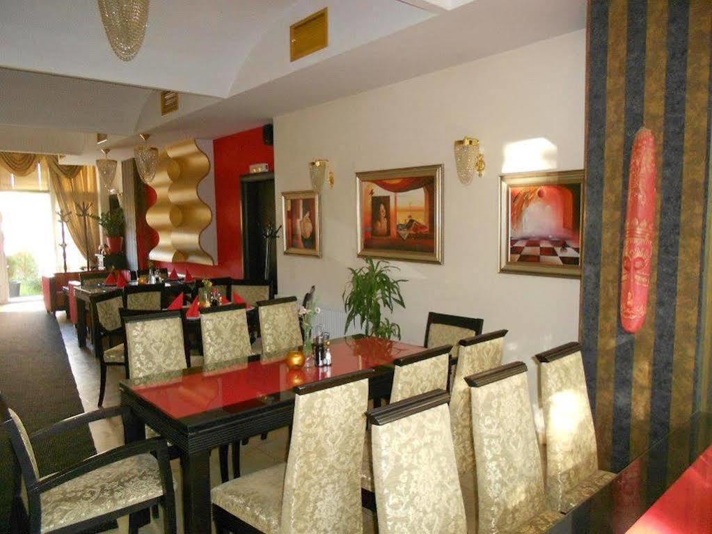 Gala-Garden Hotell Bitola Eksteriør bilde