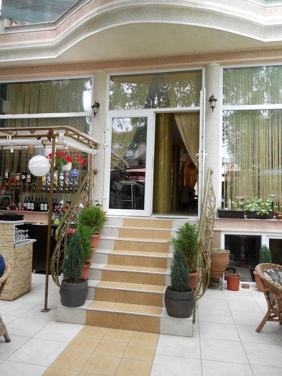 Gala-Garden Hotell Bitola Eksteriør bilde