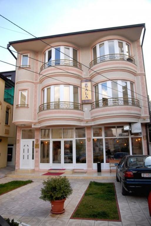 Gala-Garden Hotell Bitola Eksteriør bilde