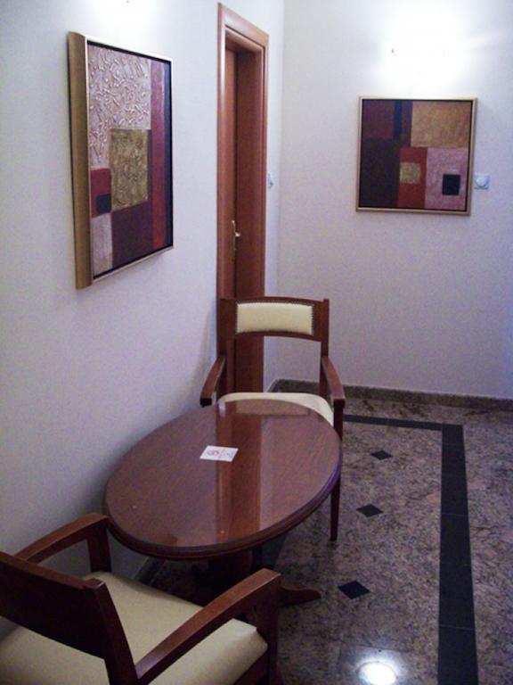 Gala-Garden Hotell Bitola Eksteriør bilde